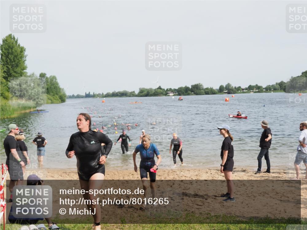 21.06.2025 - 27. Vierlanden-Triathlon MichiJ http://msf.ph/oto/8016265 15.06.2026 10:17:01 Schwimmen 471, 479, 484, 510, 551, 566, 567, 595, 602, 610 meine-sportfotos.de