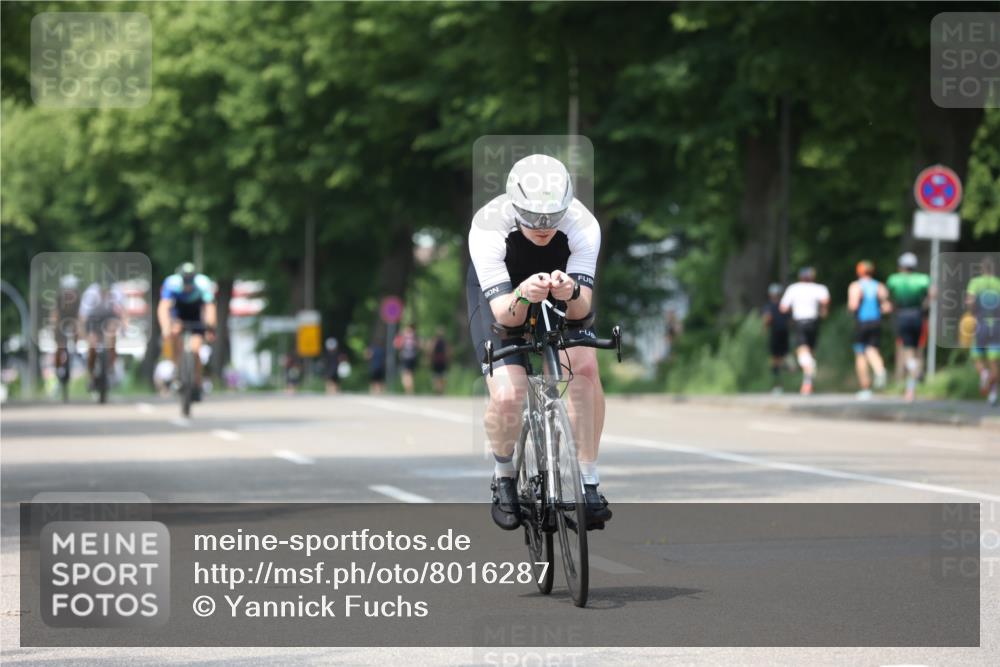 15.06.2025 - 7 Türme Triathlon Yannick Fuchs http://msf.ph/oto/8016287 15.06.2025 13:29:33 Radfahren 284, 499, 623, 635 meine-sportfotos.de