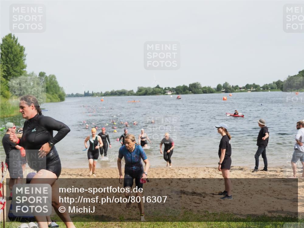 21.06.2025 - 27. Vierlanden-Triathlon MichiJ http://msf.ph/oto/8016307 15.06.2026 10:17:02 Schwimmen 471, 479, 484, 510, 551, 556, 566, 567, 602, 610 meine-sportfotos.de