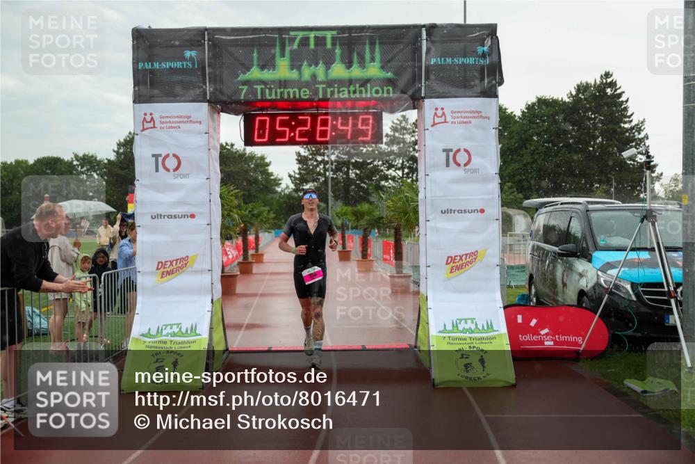 15.06.2025 - 7 Türme Triathlon Michael Strokosch http://msf.ph/oto/8016471 15.06.2025 15:28:48 Ziel  meine-sportfotos.de