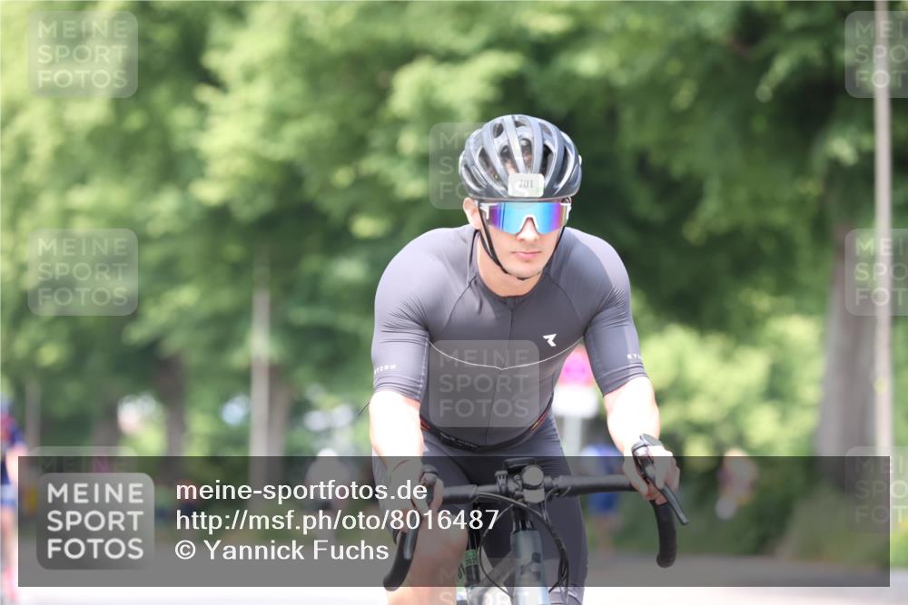 15.06.2025 - 7 Türme Triathlon Yannick Fuchs http://msf.ph/oto/8016487 15.06.2025 13:29:53 Radfahren 248, 302, 701, 818, 1149 meine-sportfotos.de