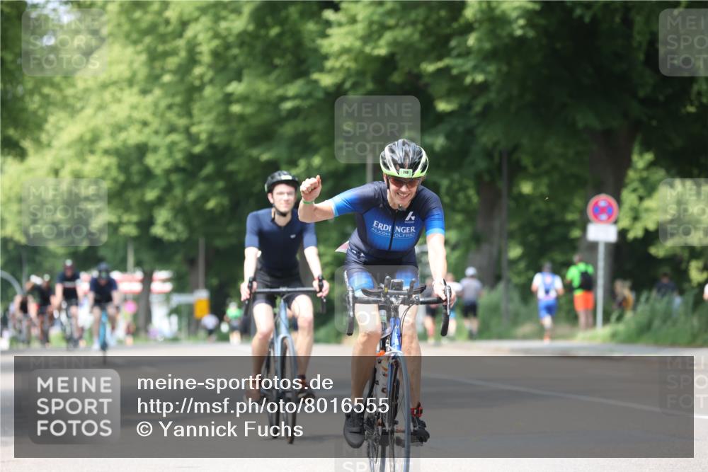 15.06.2025 - 7 Türme Triathlon Yannick Fuchs http://msf.ph/oto/8016555 15.06.2025 13:29:55 Radfahren 248, 302, 701, 818, 1149 meine-sportfotos.de