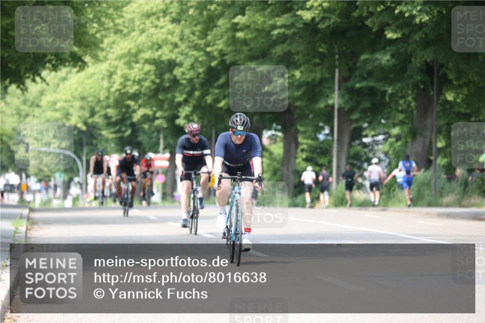 15.06.2025 - 7 Türme Triathlon Yannick Fuchs http://msf.ph/oto/8016638 15.06.2025 13:29:58 Radfahren 248, 302, 606, 818, 1149 meine-sportfotos.de