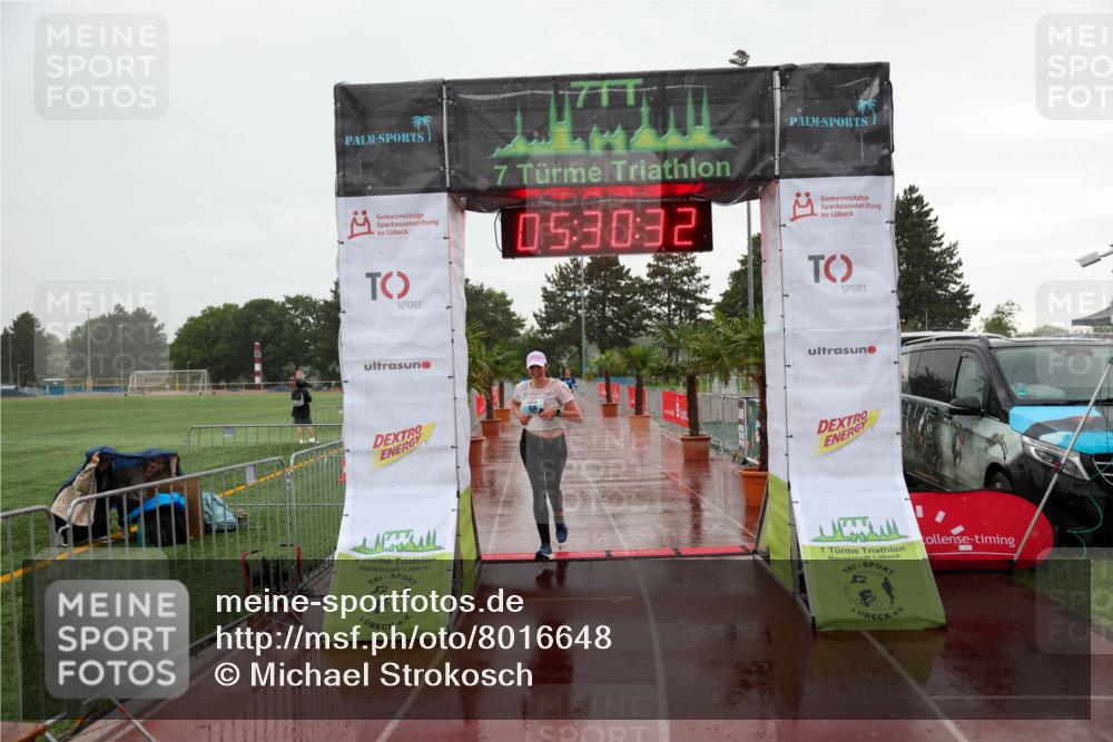 15.06.2025 - 7 Türme Triathlon Michael Strokosch http://msf.ph/oto/8016648 15.06.2025 15:30:31 Ziel 636 meine-sportfotos.de