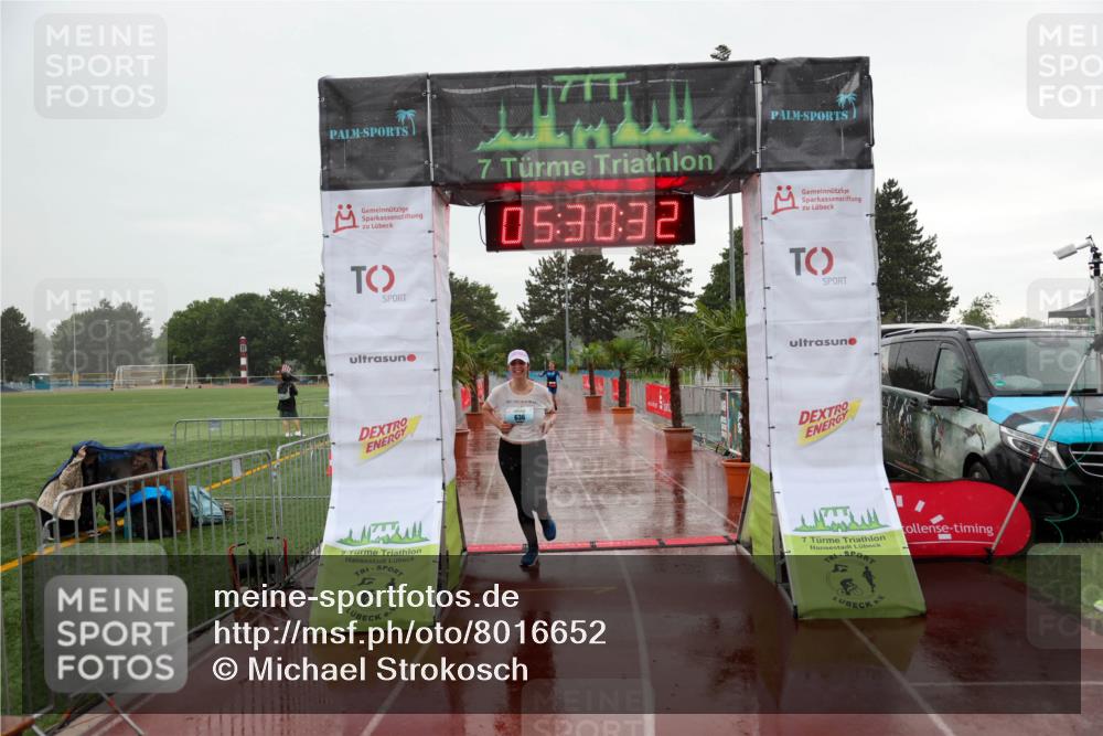 15.06.2025 - 7 Türme Triathlon Michael Strokosch http://msf.ph/oto/8016652 15.06.2025 15:30:32 Ziel 636 meine-sportfotos.de