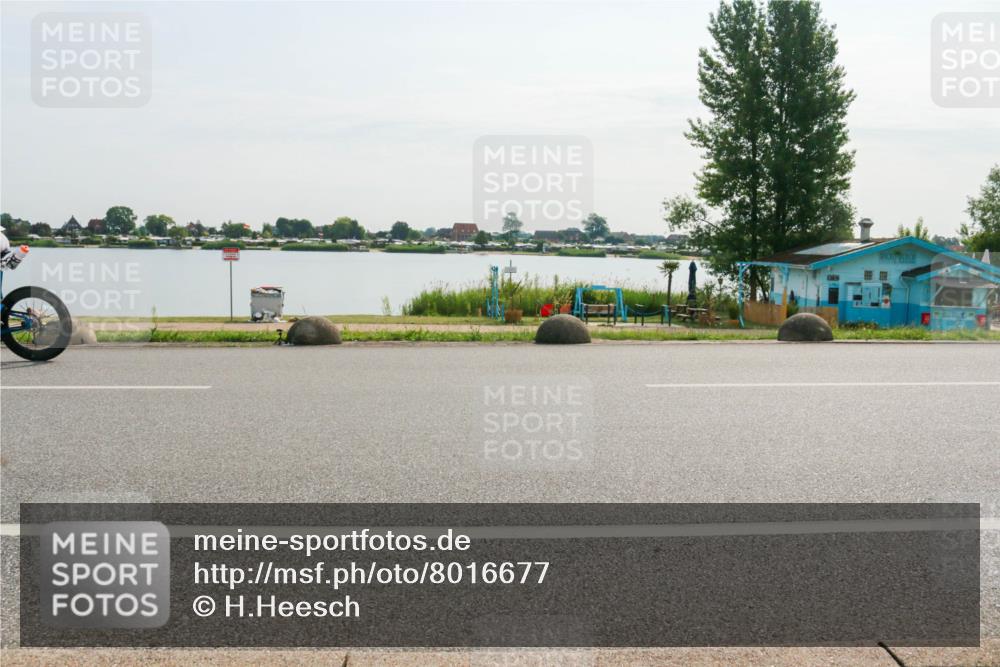 15.06.2025 - 27. Vierlanden-Triathlon H.Heesch http://msf.ph/oto/8016677 15.06.2025 09:16:39 Radfahren 39, 226 meine-sportfotos.de