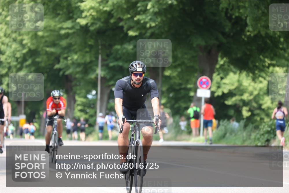 15.06.2025 - 7 Türme Triathlon Yannick Fuchs http://msf.ph/oto/8016725 15.06.2025 13:30:02 Radfahren 606, 1149 meine-sportfotos.de
