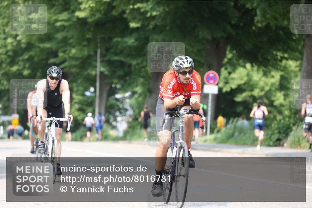 15.06.2025 - 7 Türme Triathlon Yannick Fuchs http://msf.ph/oto/8016781 15.06.2025 13:30:03 Radfahren 606, 1149 meine-sportfotos.de