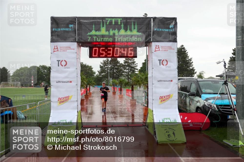 15.06.2025 - 7 Türme Triathlon Michael Strokosch http://msf.ph/oto/8016799 15.06.2025 15:30:45 Ziel 248, 331 meine-sportfotos.de