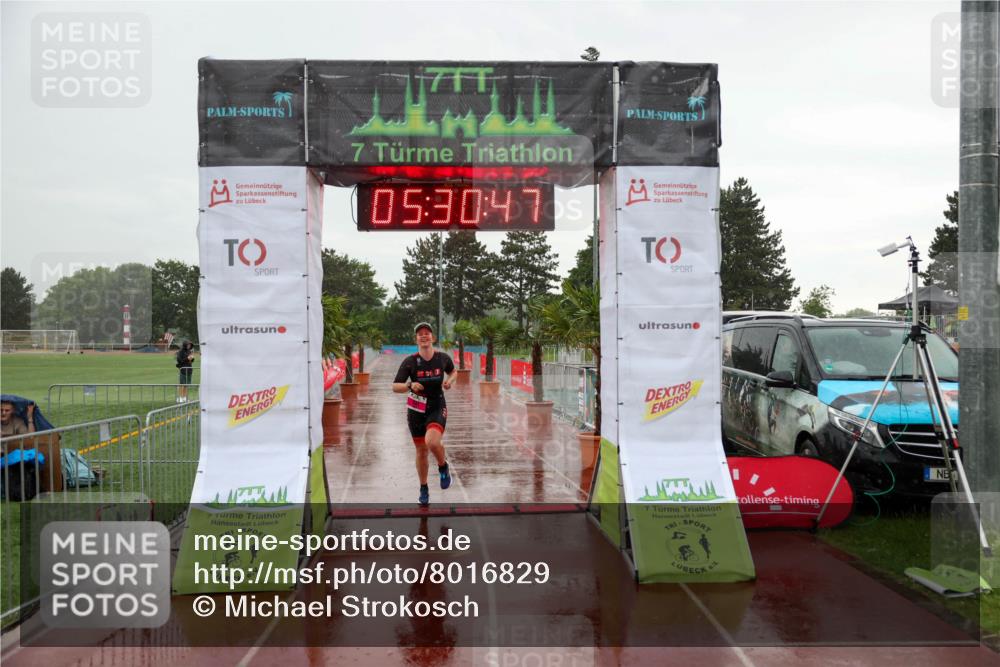 15.06.2025 - 7 Türme Triathlon Michael Strokosch http://msf.ph/oto/8016829 15.06.2025 15:30:46 Ziel 248, 331 meine-sportfotos.de