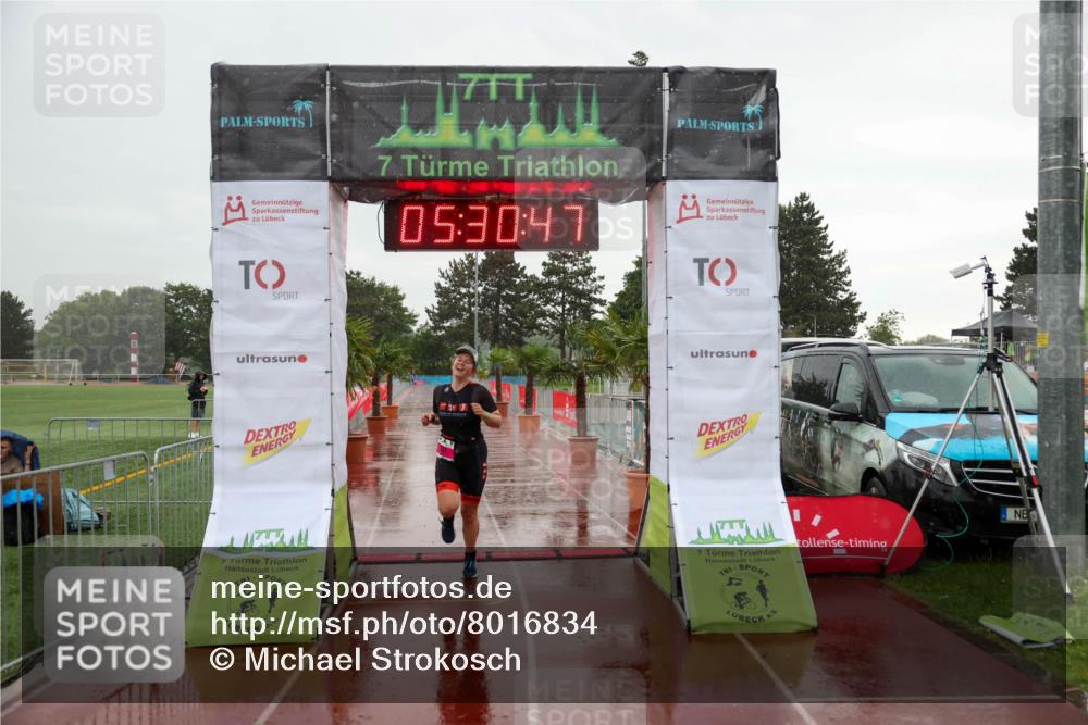 15.06.2025 - 7 Türme Triathlon Michael Strokosch http://msf.ph/oto/8016834 15.06.2025 15:30:47 Ziel 248 meine-sportfotos.de