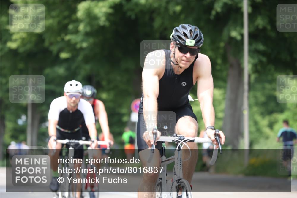 15.06.2025 - 7 Türme Triathlon Yannick Fuchs http://msf.ph/oto/8016837 15.06.2025 13:30:04 Radfahren 606 meine-sportfotos.de