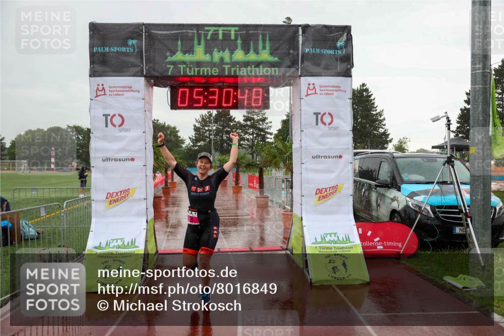 15.06.2025 - 7 Türme Triathlon Michael Strokosch http://msf.ph/oto/8016849 15.06.2025 15:30:48 Ziel 248 meine-sportfotos.de