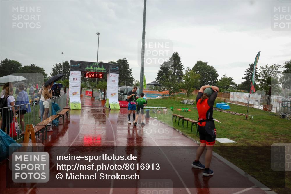 15.06.2025 - 7 Türme Triathlon Michael Strokosch http://msf.ph/oto/8016913 15.06.2025 15:31:10 Ziel  meine-sportfotos.de