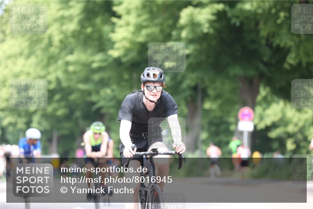 15.06.2025 - 7 Türme Triathlon Yannick Fuchs http://msf.ph/oto/8016945 15.06.2025 13:30:18 Radfahren 663, 681, 872, 1019, 1064, 1070 meine-sportfotos.de