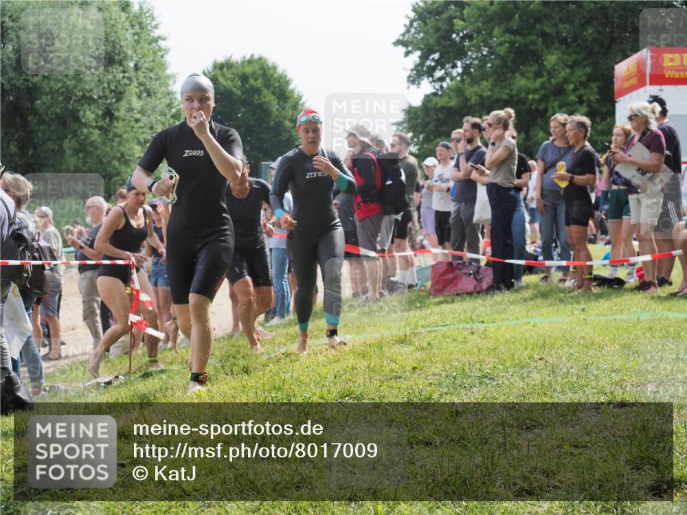 15.06.2025 - 27. Vierlanden-Triathlon KatJ http://msf.ph/oto/8017009 15.06.2025 10:16:31 Schwimmen 477, 487, 491, 494, 499, 523, 526, 549, 574, 614, 634 meine-sportfotos.de