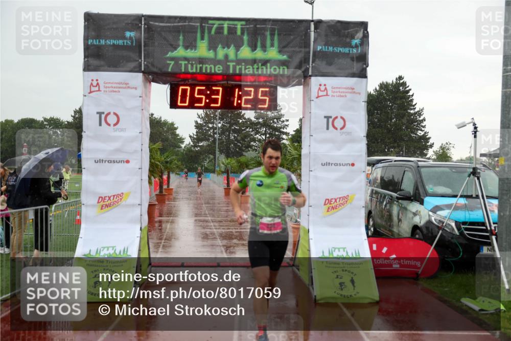 15.06.2025 - 7 Türme Triathlon Michael Strokosch http://msf.ph/oto/8017059 15.06.2025 15:31:24 Ziel 214, 234 meine-sportfotos.de