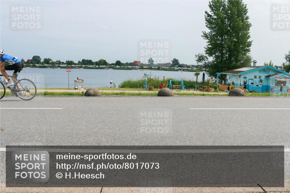 21.06.2025 - 27. Vierlanden-Triathlon H.Heesch http://msf.ph/oto/8017073 15.06.2025 11:57:58 Radfahren 248, 952 meine-sportfotos.de