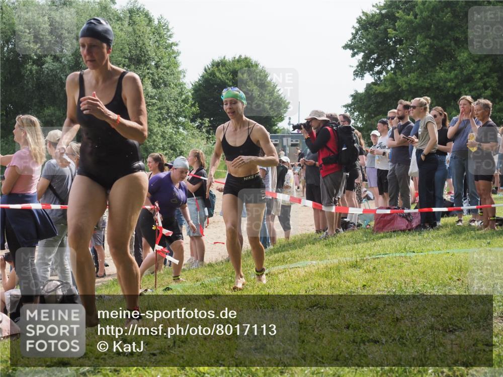 15.06.2025 - 27. Vierlanden-Triathlon KatJ http://msf.ph/oto/8017113 15.06.2025 10:16:35 Schwimmen 487, 491, 494, 499, 526, 549, 574, 614, 634 meine-sportfotos.de