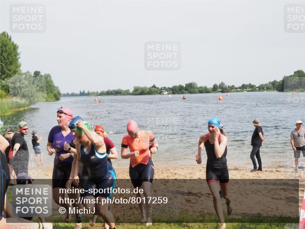 21.06.2025 - 27. Vierlanden-Triathlon MichiJ http://msf.ph/oto/8017259 15.06.2026 10:17:36 Schwimmen 485, 488, 492, 493, 519, 532, 537, 552, 557, 562, 572, 582, 588, 594, 626 meine-sportfotos.de