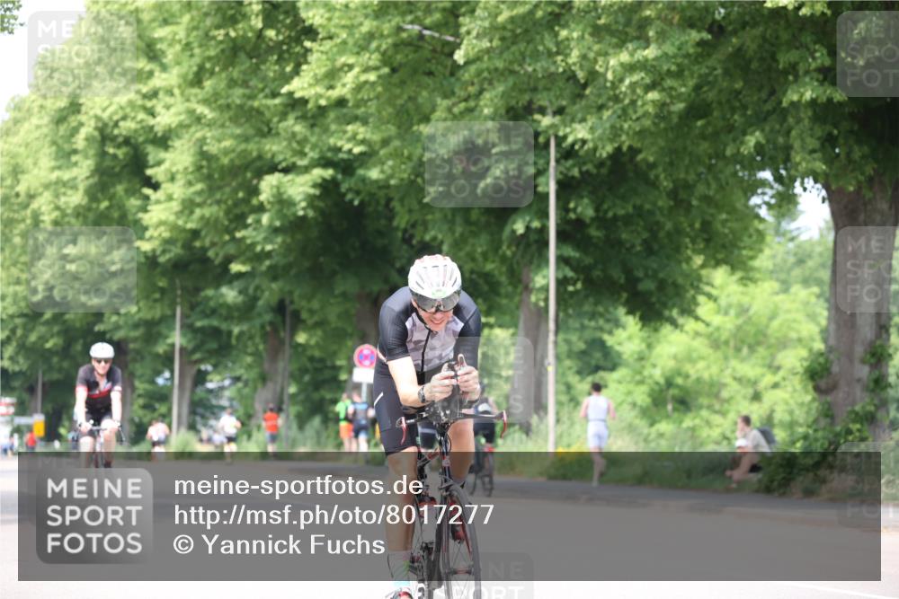 15.06.2025 - 7 Türme Triathlon Yannick Fuchs http://msf.ph/oto/8017277 15.06.2025 13:30:31 Radfahren 305, 332, 545, 786, 1028 meine-sportfotos.de