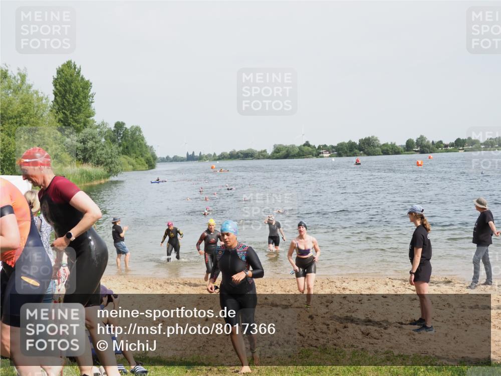 21.06.2025 - 27. Vierlanden-Triathlon MichiJ http://msf.ph/oto/8017366 15.06.2026 10:17:38 Schwimmen 485, 488, 492, 493, 519, 532, 537, 552, 557, 562, 572, 588, 626 meine-sportfotos.de