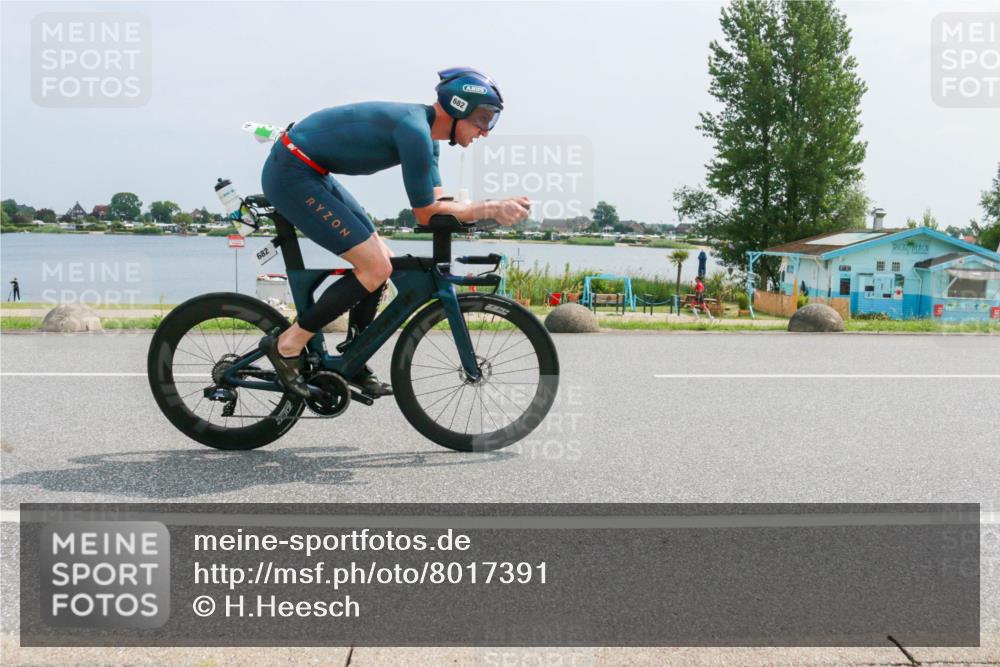 21.06.2025 - 27. Vierlanden-Triathlon H.Heesch http://msf.ph/oto/8017391 15.06.2025 11:58:48 Radfahren 682, 771, 861, 963 meine-sportfotos.de