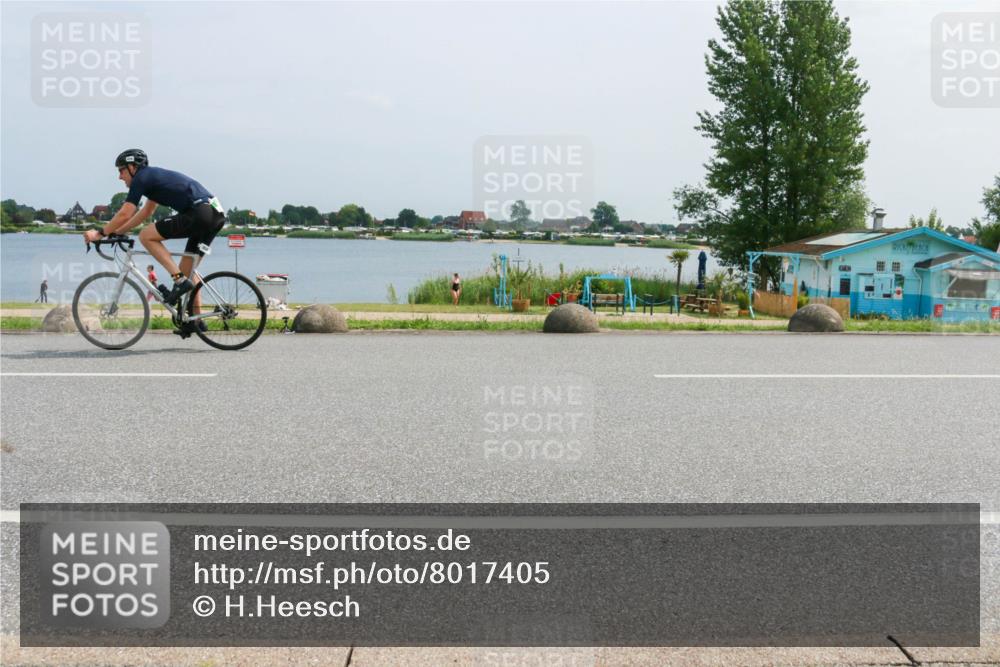 21.06.2025 - 27. Vierlanden-Triathlon H.Heesch http://msf.ph/oto/8017405 15.06.2025 11:58:53 Radfahren 852, 856, 861 meine-sportfotos.de