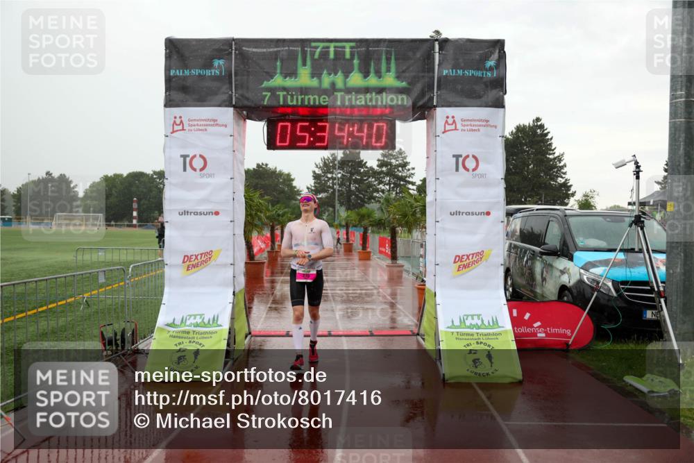 15.06.2025 - 7 Türme Triathlon Michael Strokosch http://msf.ph/oto/8017416 15.06.2025 15:34:40 Ziel 215 meine-sportfotos.de