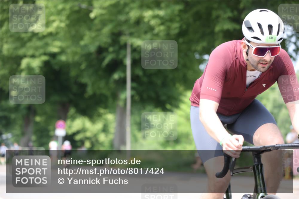 15.06.2025 - 7 Türme Triathlon Yannick Fuchs http://msf.ph/oto/8017424 15.06.2025 13:30:39 Radfahren 545, 786 meine-sportfotos.de