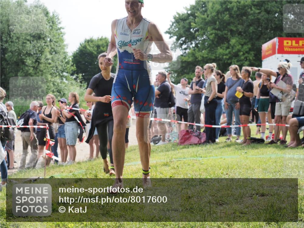 15.06.2025 - 27. Vierlanden-Triathlon KatJ http://msf.ph/oto/8017600 15.06.2025 10:16:57 Schwimmen 471, 484, 501, 516, 551, 566, 595, 604, 610, 633 meine-sportfotos.de