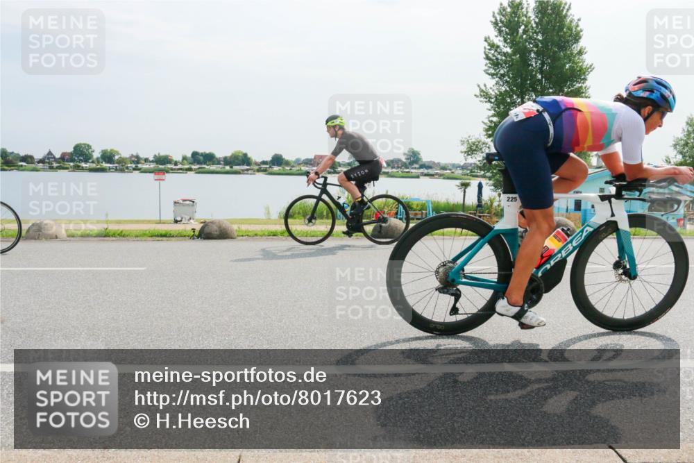 15.06.2025 - 27. Vierlanden-Triathlon H.Heesch http://msf.ph/oto/8017623 15.06.2025 10:08:03 Radfahren 22, 150, 225, 325, 351, 360 meine-sportfotos.de