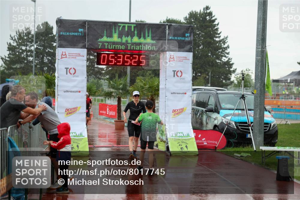 15.06.2025 - 7 Türme Triathlon Michael Strokosch http://msf.ph/oto/8017745 15.06.2025 15:35:24 Ziel 281 meine-sportfotos.de