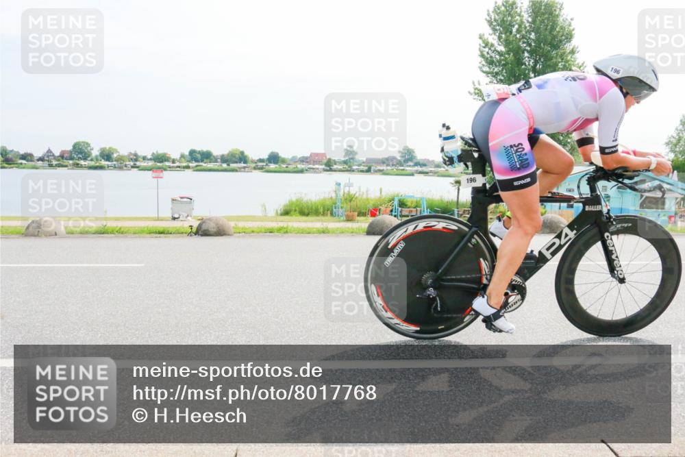 15.06.2025 - 27. Vierlanden-Triathlon H.Heesch http://msf.ph/oto/8017768 15.06.2025 10:11:08 Radfahren 41, 188, 196 meine-sportfotos.de