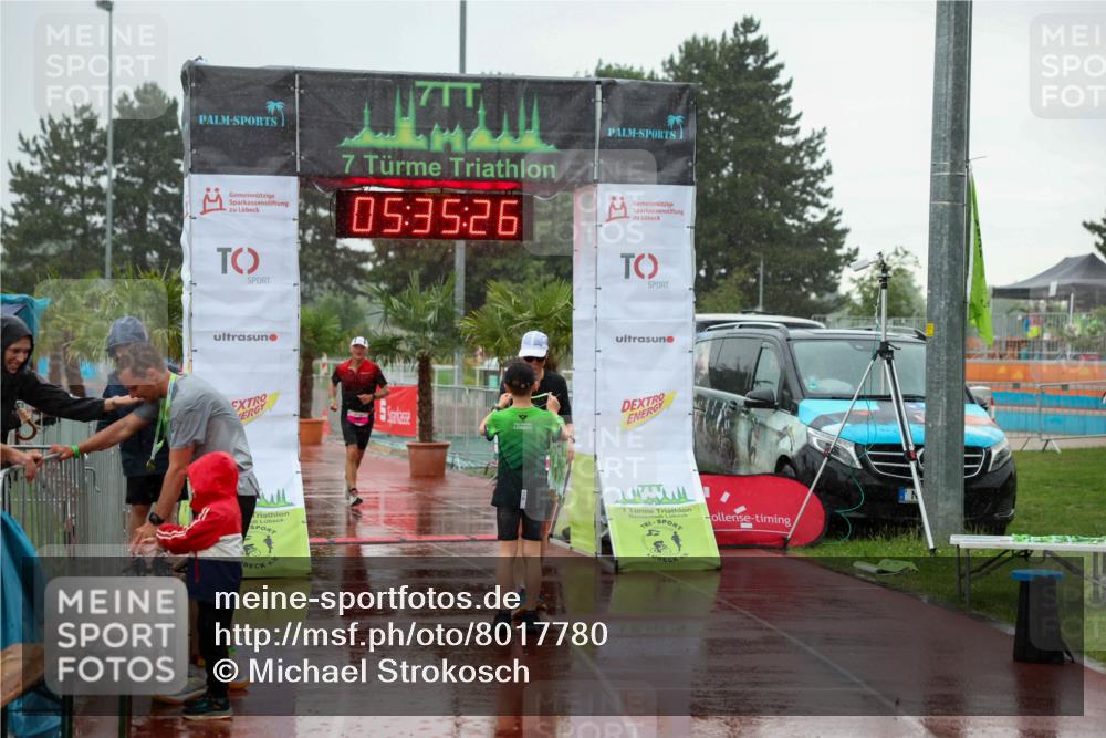 15.06.2025 - 7 Türme Triathlon Michael Strokosch http://msf.ph/oto/8017780 15.06.2025 15:35:26 Ziel 281 meine-sportfotos.de