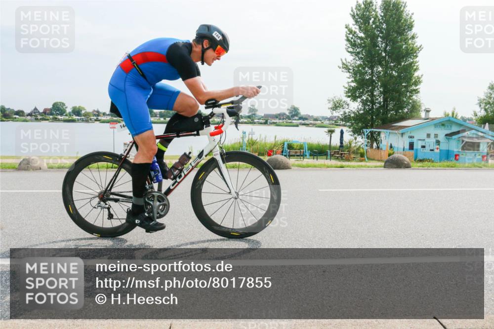 15.06.2025 - 27. Vierlanden-Triathlon H.Heesch http://msf.ph/oto/8017855 15.06.2025 10:11:36 Radfahren 144, 215 meine-sportfotos.de
