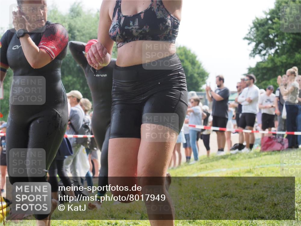 15.06.2025 - 27. Vierlanden-Triathlon KatJ http://msf.ph/oto/8017949 15.06.2025 10:17:14 Schwimmen 479, 510, 556, 567, 575, 581, 602 meine-sportfotos.de