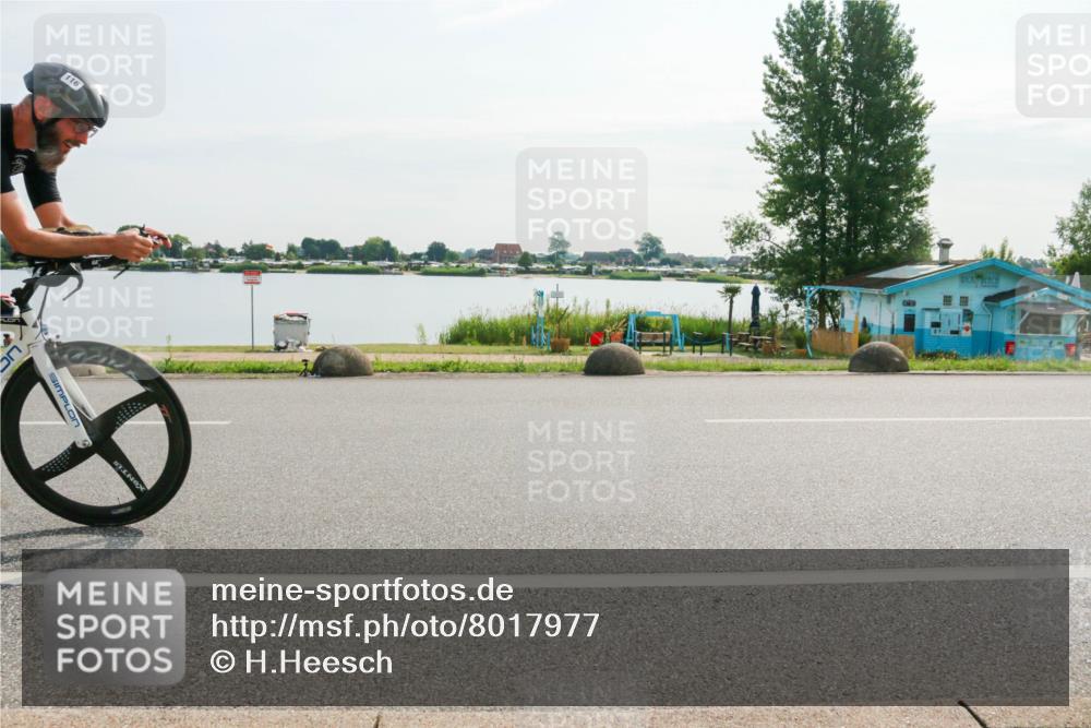 15.06.2025 - 27. Vierlanden-Triathlon H.Heesch http://msf.ph/oto/8017977 15.06.2025 09:22:44 Radfahren 116 meine-sportfotos.de