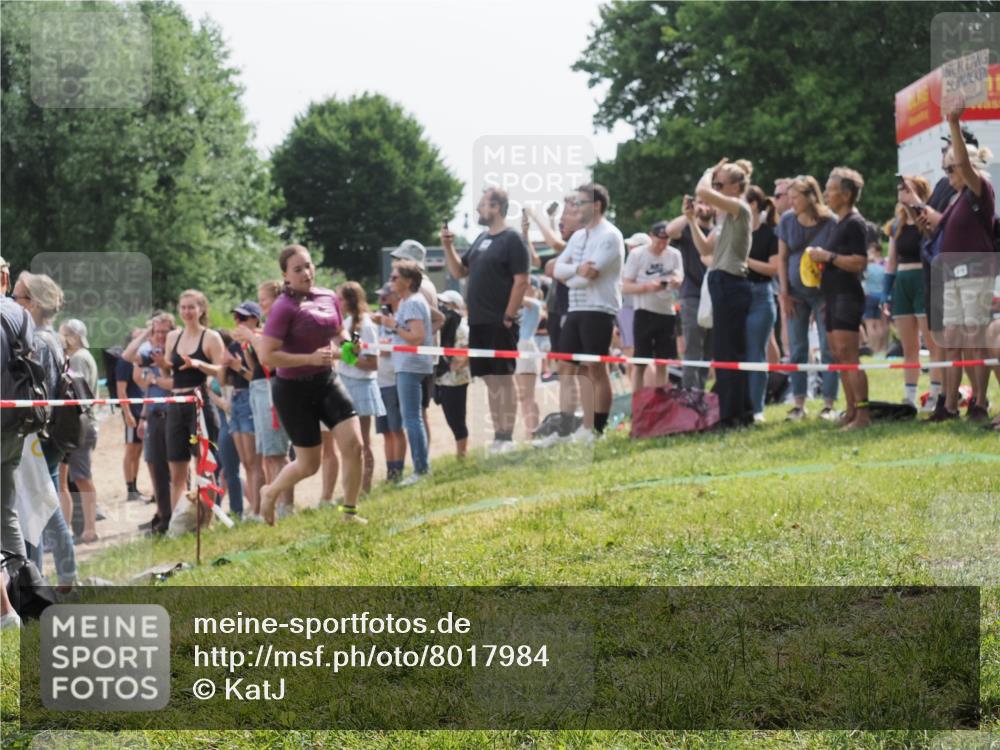 15.06.2025 - 27. Vierlanden-Triathlon KatJ http://msf.ph/oto/8017984 15.06.2025 10:17:18 Schwimmen 479, 510, 556, 575, 581, 584, 602 meine-sportfotos.de
