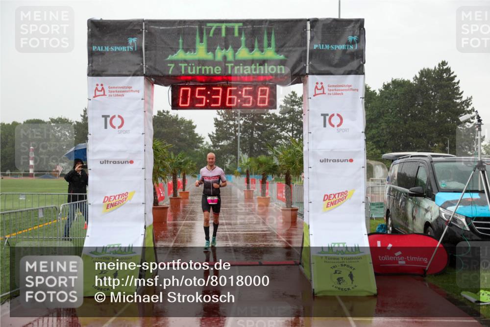 15.06.2025 - 7 Türme Triathlon Michael Strokosch http://msf.ph/oto/8018000 15.06.2025 15:36:58 Ziel 339 meine-sportfotos.de