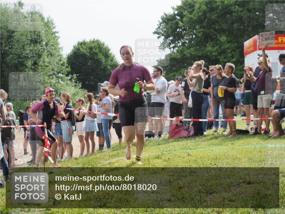 15.06.2025 - 27. Vierlanden-Triathlon KatJ http://msf.ph/oto/8018020 15.06.2025 10:17:19 Schwimmen 479, 510, 556, 575, 581, 584, 602 meine-sportfotos.de