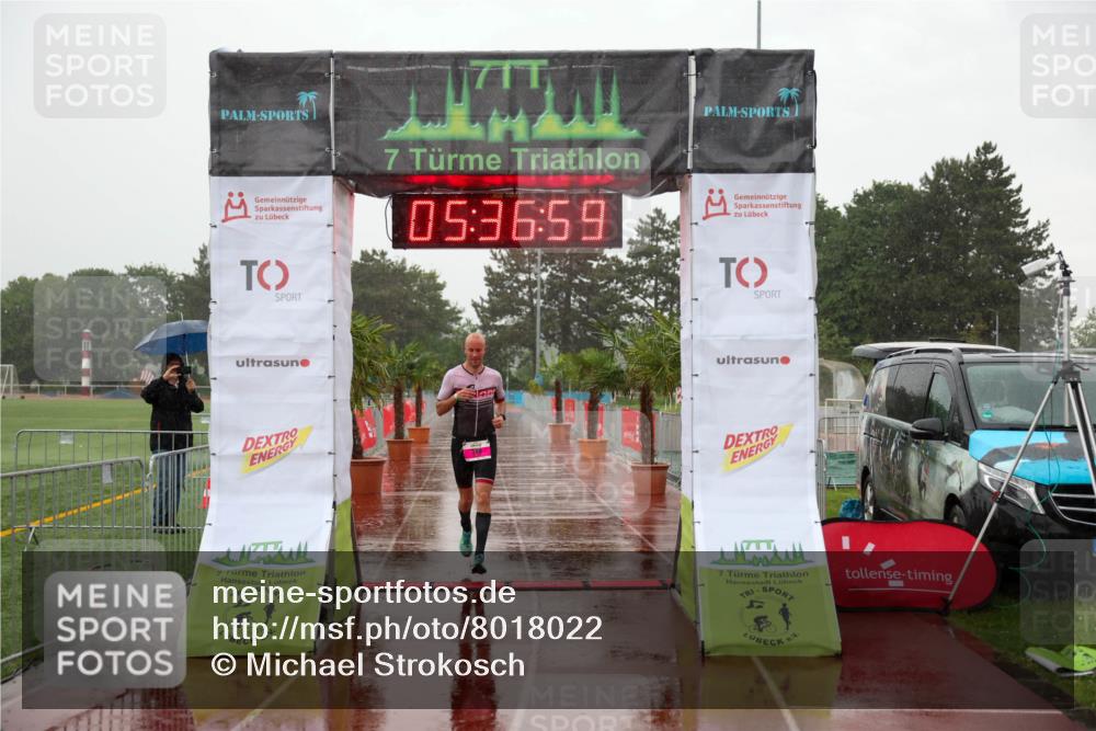 15.06.2025 - 7 Türme Triathlon Michael Strokosch http://msf.ph/oto/8018022 15.06.2025 15:36:58 Ziel 339 meine-sportfotos.de