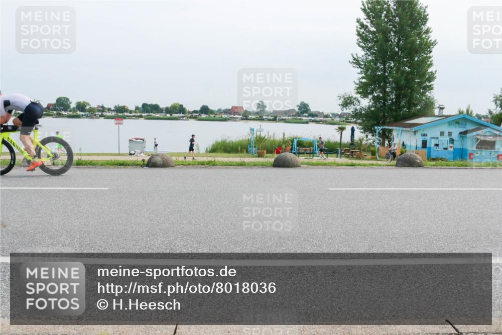 15.06.2025 - 27. Vierlanden-Triathlon H.Heesch http://msf.ph/oto/8018036 15.06.2025 11:14:28 Radfahren 19, 160, 380, 663, 855 meine-sportfotos.de