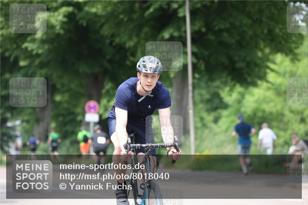 15.06.2025 - 7 Türme Triathlon Yannick Fuchs http://msf.ph/oto/8018040 15.06.2025 13:31:17 Radfahren 741, 938, 1166 meine-sportfotos.de