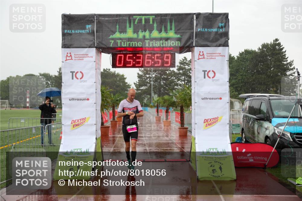 15.06.2025 - 7 Türme Triathlon Michael Strokosch http://msf.ph/oto/8018056 15.06.2025 15:36:59 Ziel 339 meine-sportfotos.de