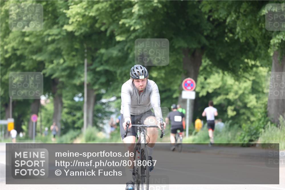 15.06.2025 - 7 Türme Triathlon Yannick Fuchs http://msf.ph/oto/8018067 15.06.2025 13:31:17 Radfahren 741, 938, 1166 meine-sportfotos.de