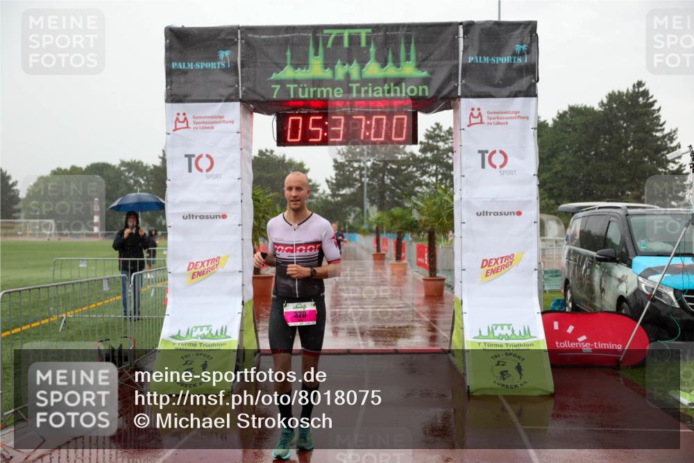 15.06.2025 - 7 Türme Triathlon Michael Strokosch http://msf.ph/oto/8018075 15.06.2025 15:37:00 Ziel 298, 339 meine-sportfotos.de
