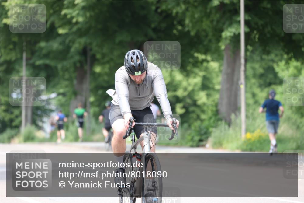 15.06.2025 - 7 Türme Triathlon Yannick Fuchs http://msf.ph/oto/8018090 15.06.2025 13:31:18 Radfahren 741, 938 meine-sportfotos.de
