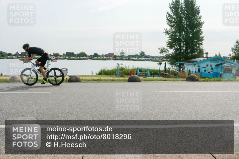 15.06.2025 - 27. Vierlanden-Triathlon H.Heesch http://msf.ph/oto/8018296 15.06.2025 09:28:37 Radfahren 116 meine-sportfotos.de