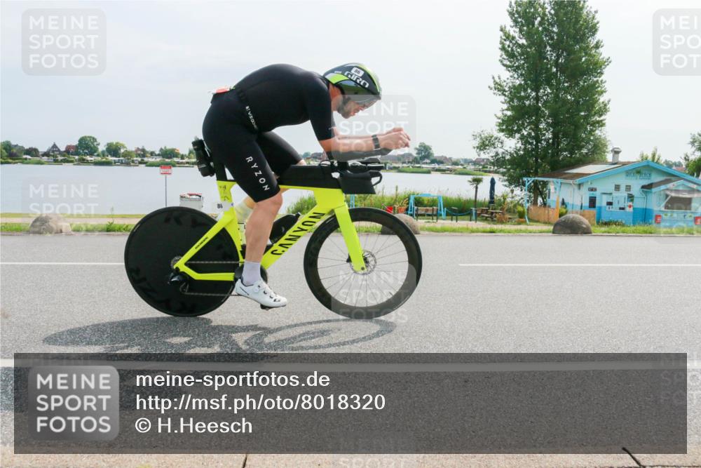 15.06.2025 - 27. Vierlanden-Triathlon H.Heesch http://msf.ph/oto/8018320 15.06.2025 10:17:33 Radfahren 60, 86 meine-sportfotos.de